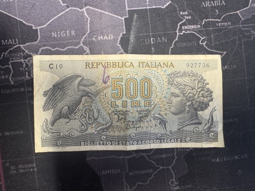 Banconota italia 500 lire - italia,